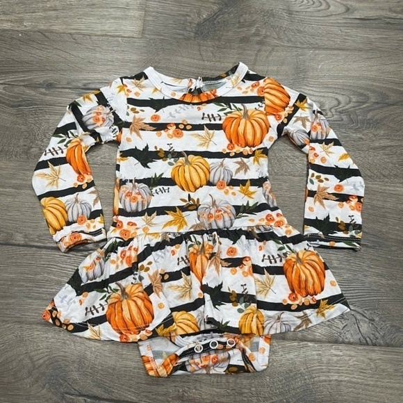 NWOT BUM&ROSES TWIRL LONG SLEEVE HALLOWEEN SIZE 3/6 6/12 - Picture 1 of 1